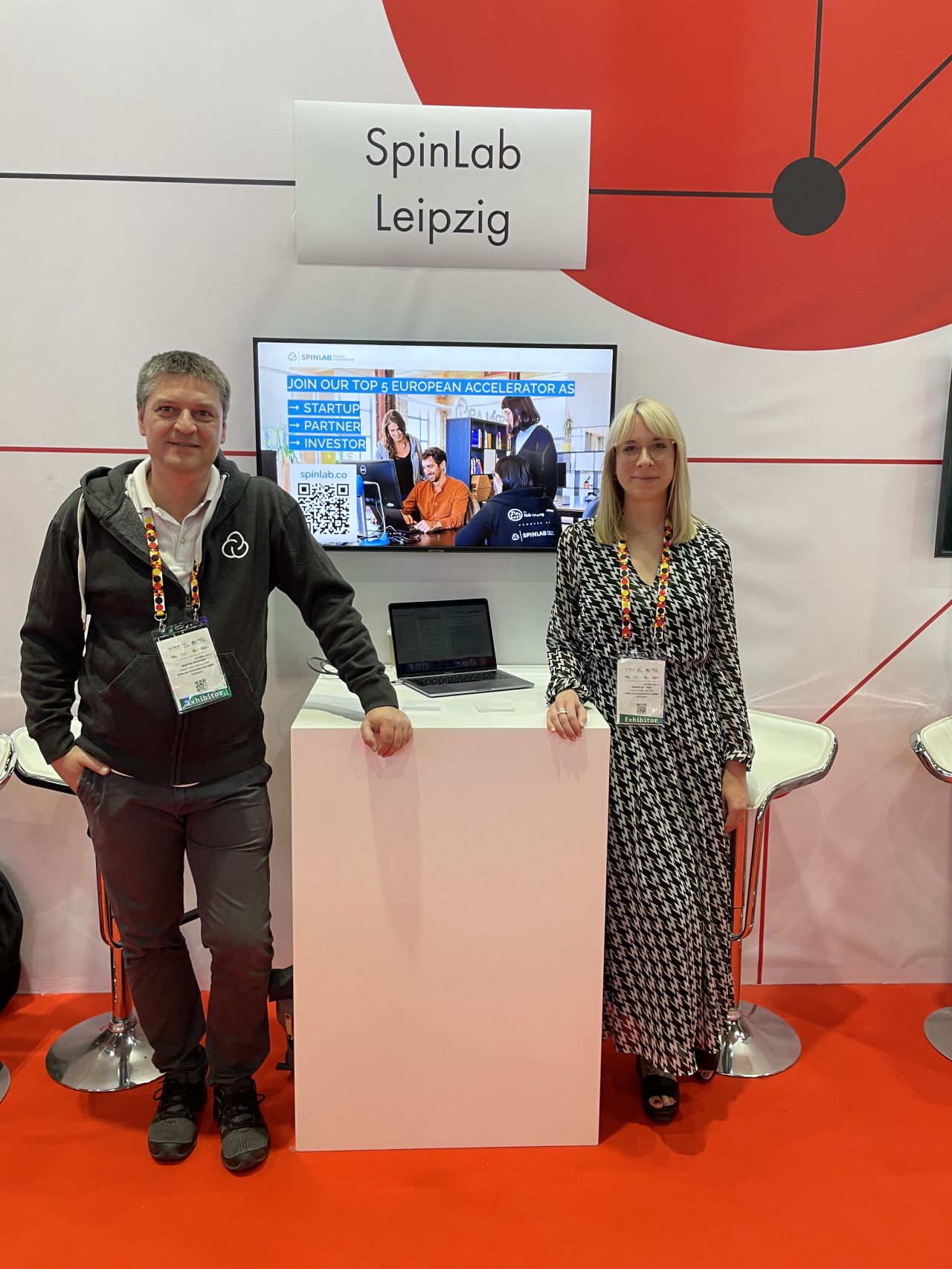 SpinLab Coach Martin and Marketing Manager Swantje at the German Startup booth in Dubai