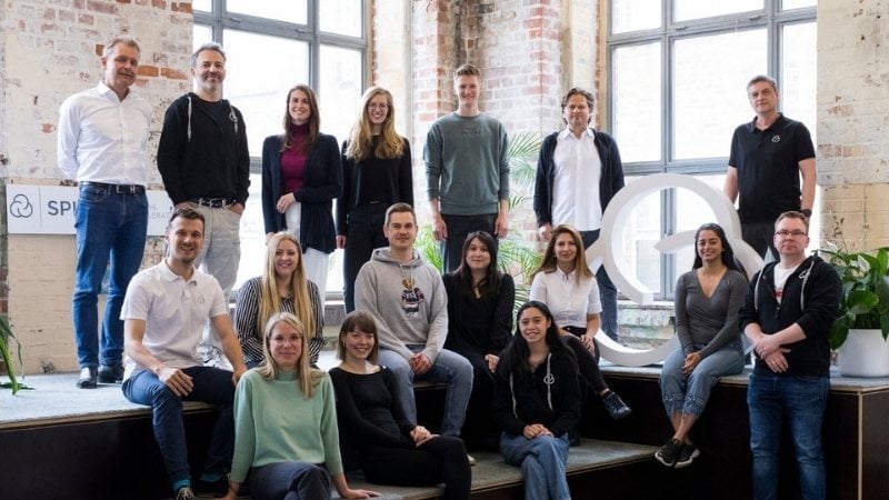 A photo of the SpinLab Coreteam in the office