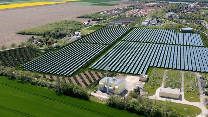 A picture of solar panels by Stadtwerke Leipzig