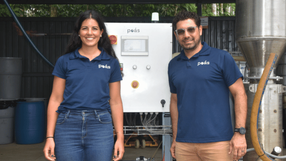 The founders of Poas Bioenergy a women and men in a blue shirt