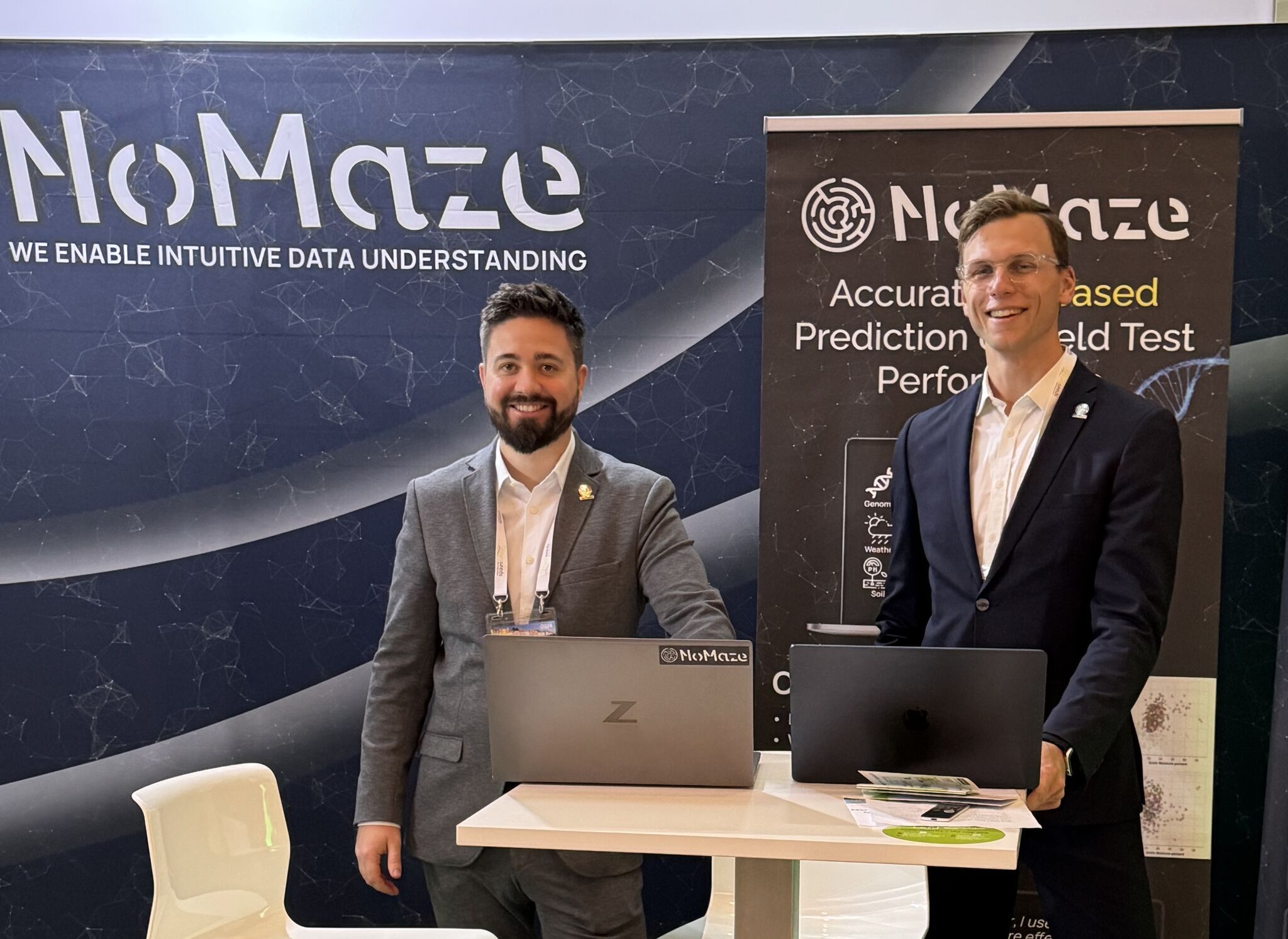 a photo of the two founders of nomaze